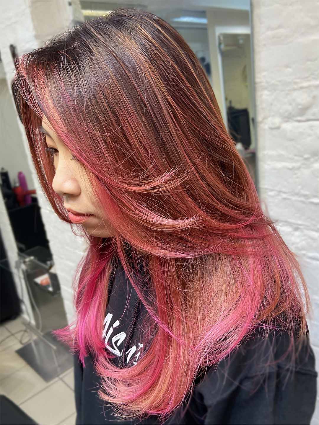 alt="bright hair colour blend">